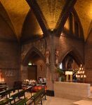 Achterkant van de kerkzaal.
              <br/>
              Richard Keijzer, 2014-10-19